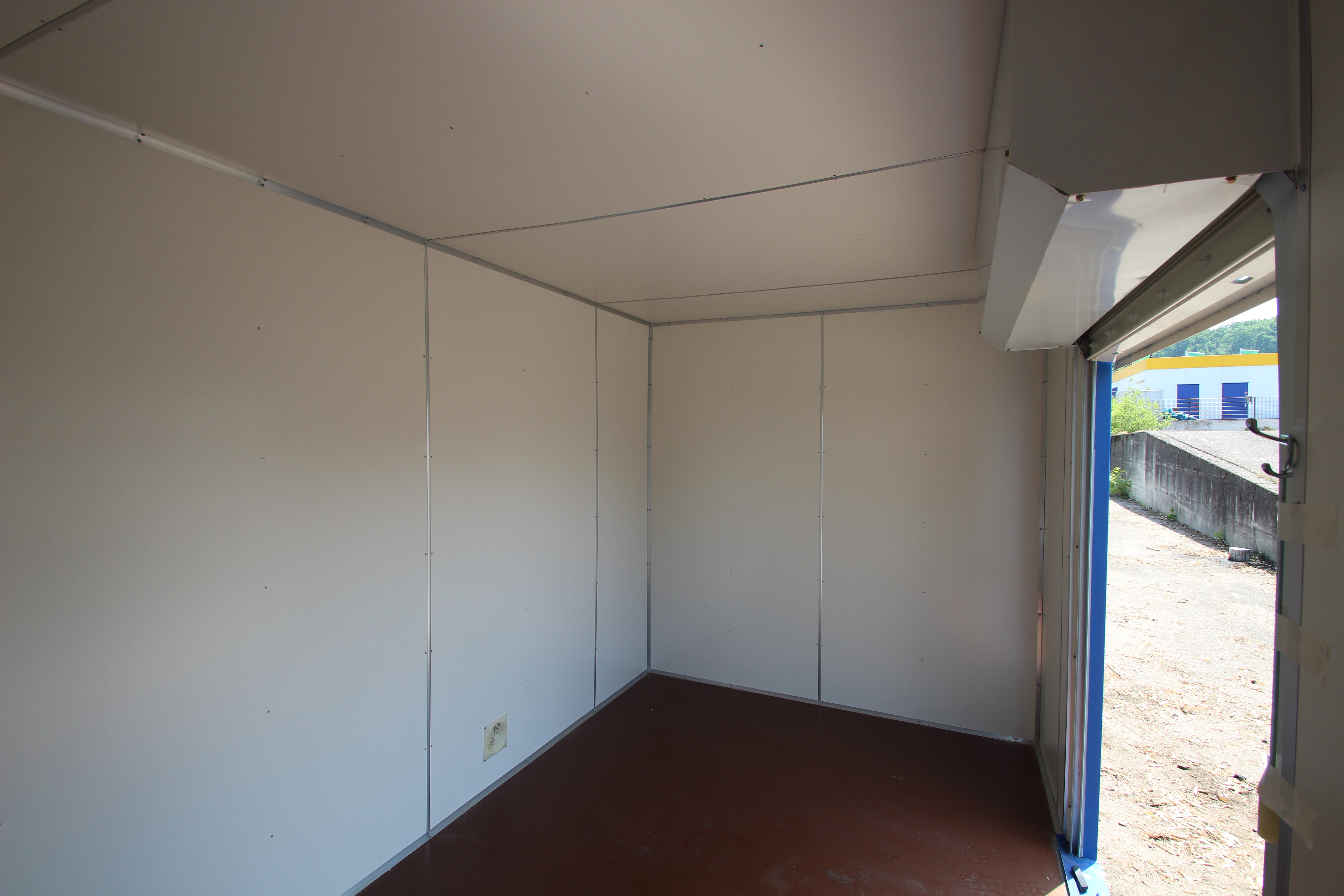Container-Abteil